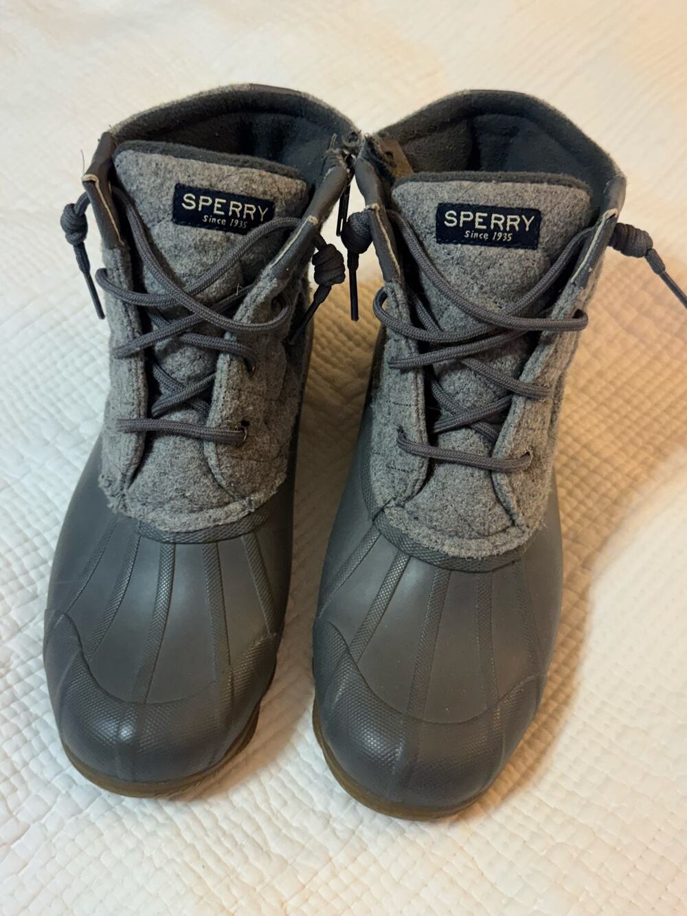 Sperry Women Gray Quilted Duck Boots Size 7 Cottagecore Gorpcore Waterproof